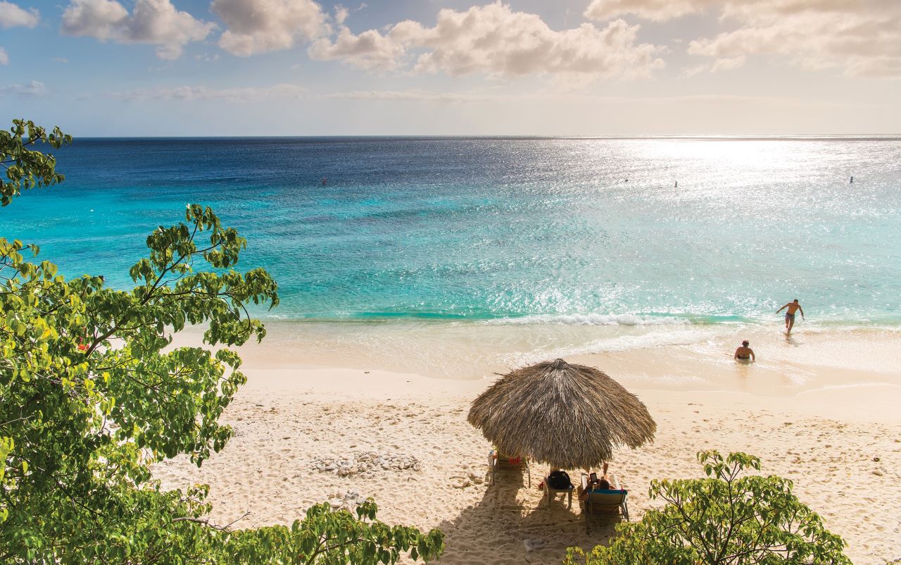 Thumbnail voor Curaçao Tourist Board blij met recordaantal toeristen en blikt terug op vakantiebeurs