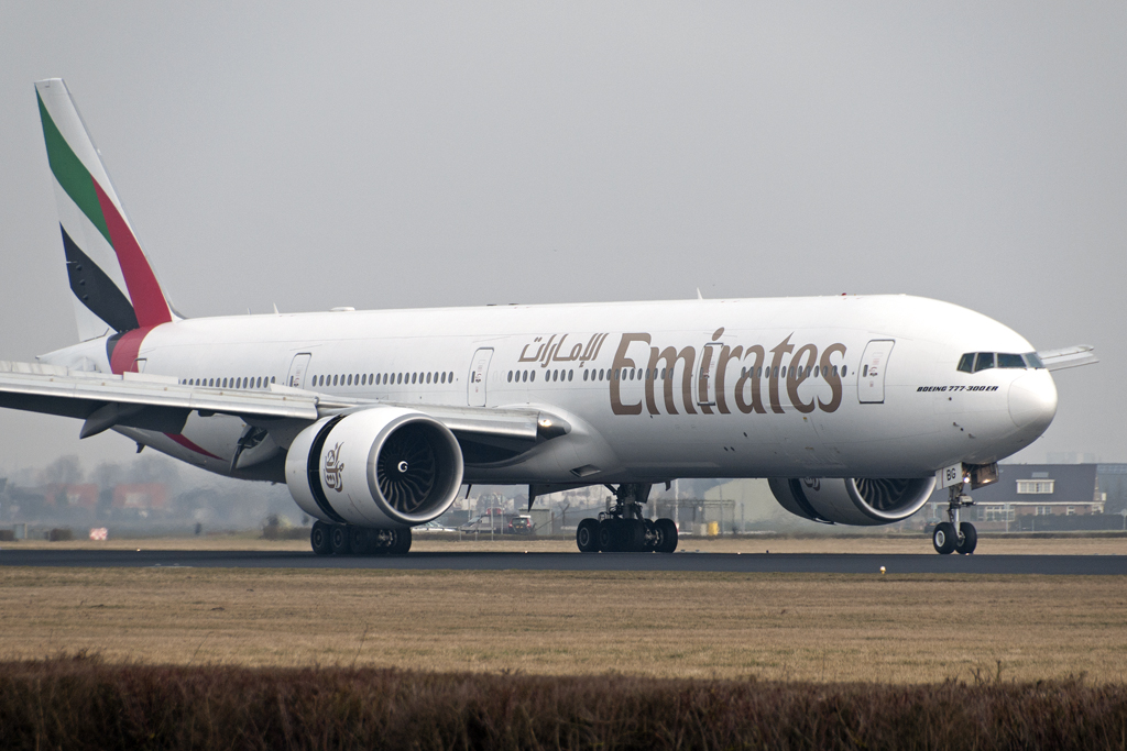 Thumbnail voor Emirates wil per eind maart alsnog naar tot wel drie passagiersvluchten per dag op Schiphol