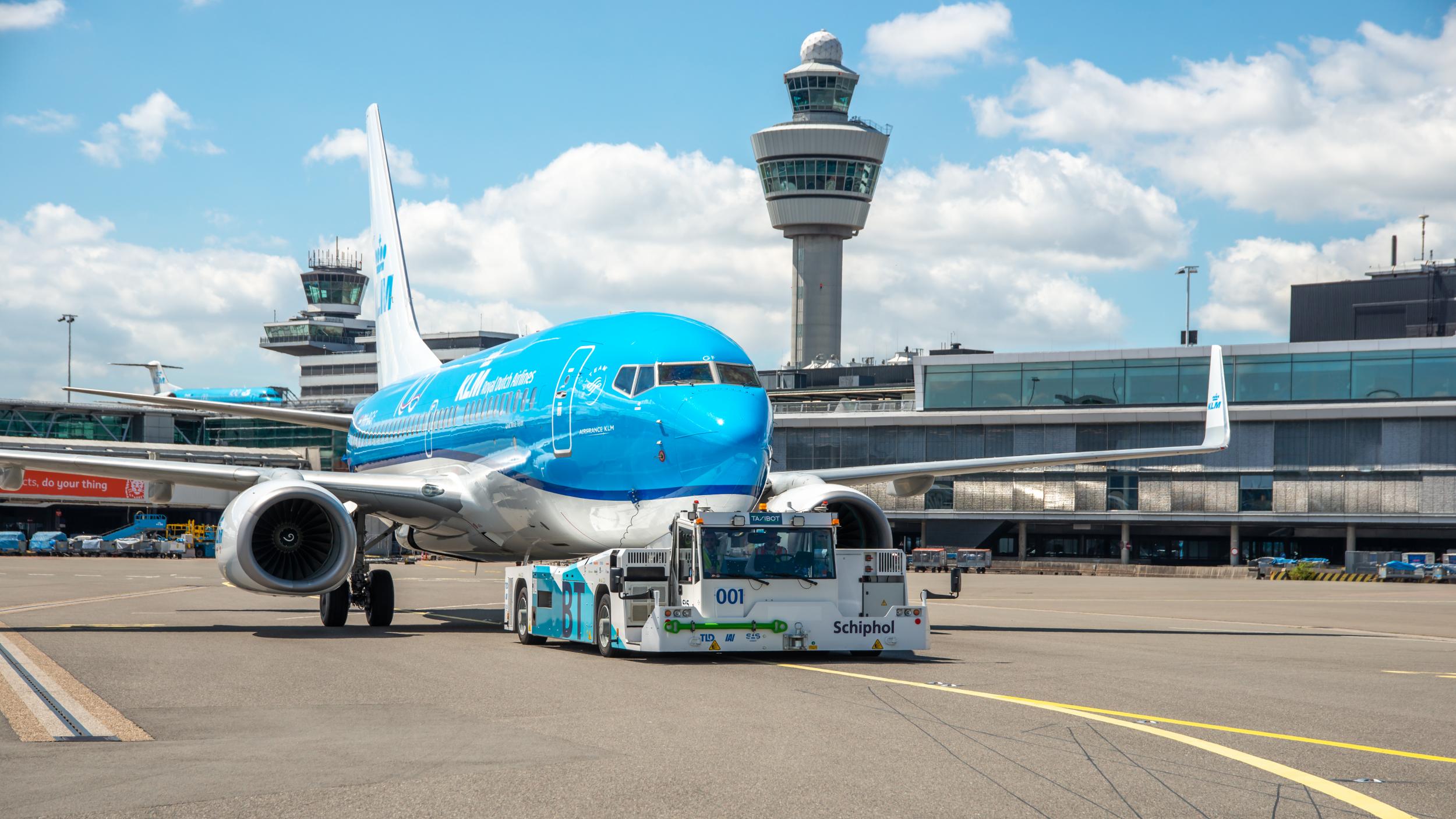 Thumbnail voor KLM vermindert aantal vluchten tussen Schiphol en Londen Heathrow