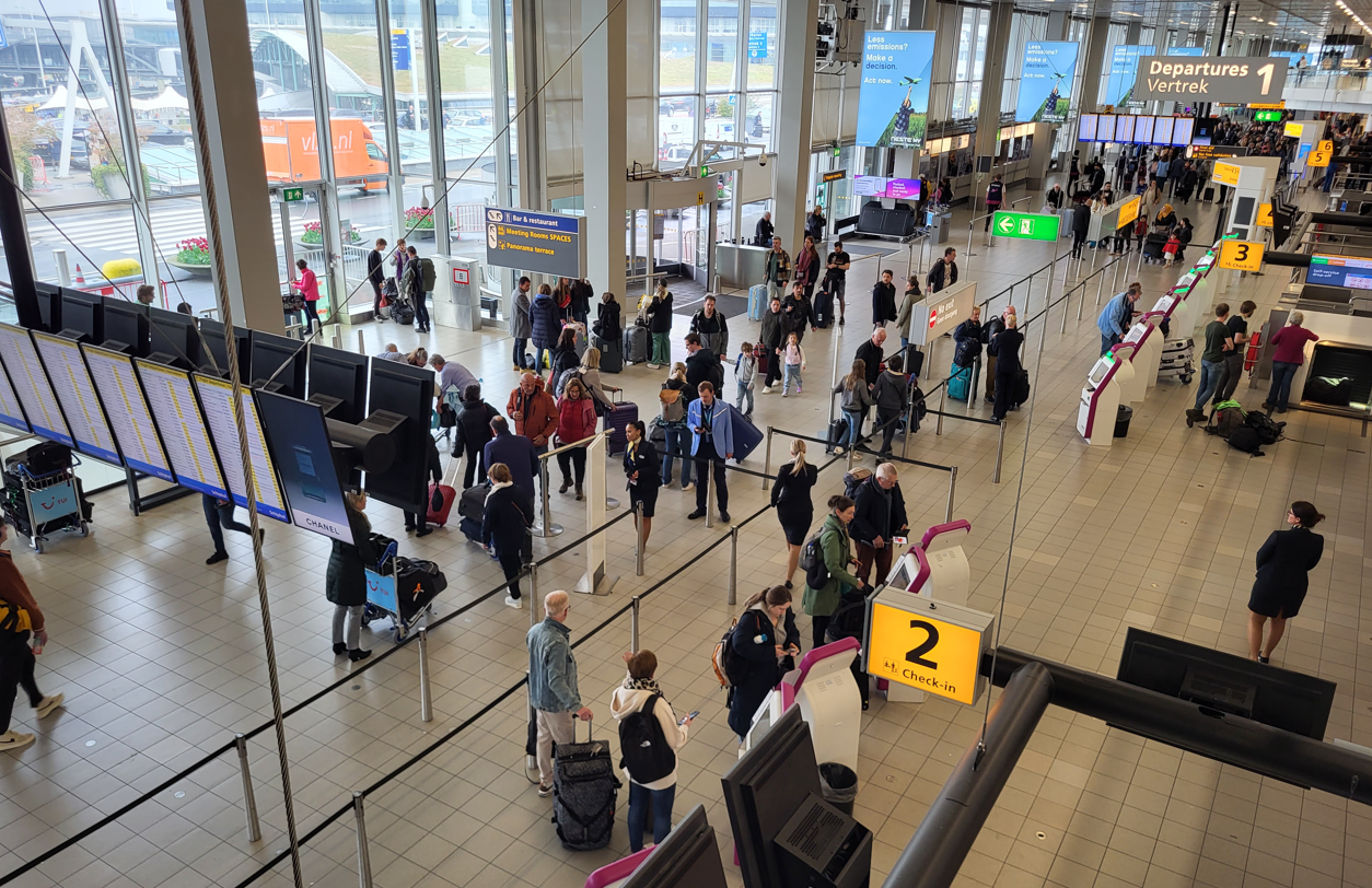 Thumbnail voor Luchthaven Schiphol: tot nu toe heel tevreden over verloop van meivakantie