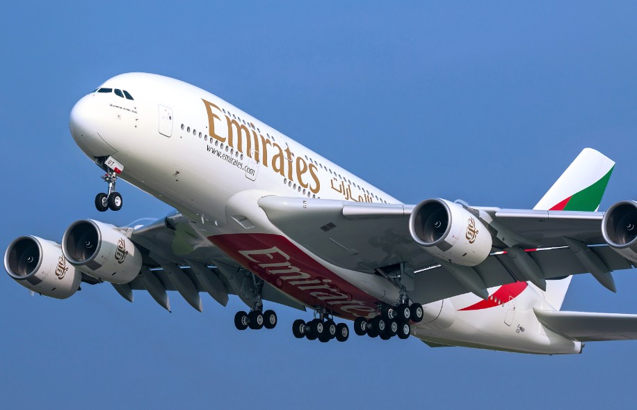 Thumbnail voor Emirates breidt aantal vluchten naar Brussel uit en komt weer met A380 naar Düsseldorf