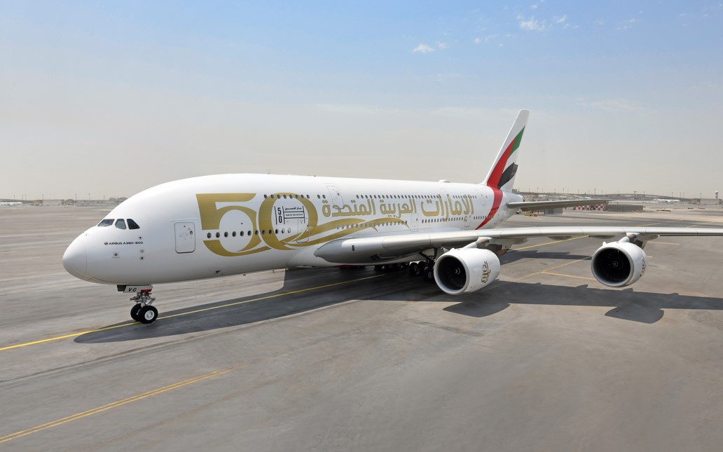 Thumbnail voor Naar deze 27 bestemmingen vliegt Emirates komende winter met de Airbus A380 (inclusief Schiphol)