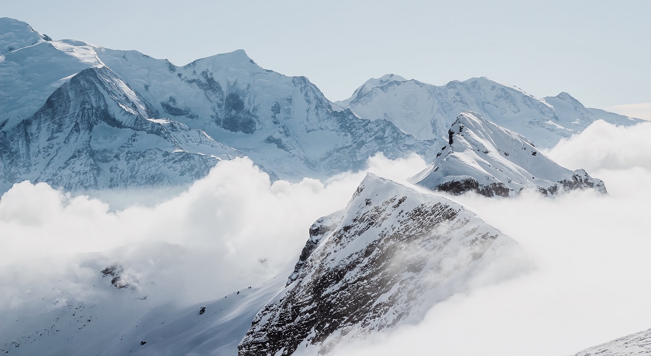 Thumbnail voor Lancering van het winterseizoen van de Franse bergen