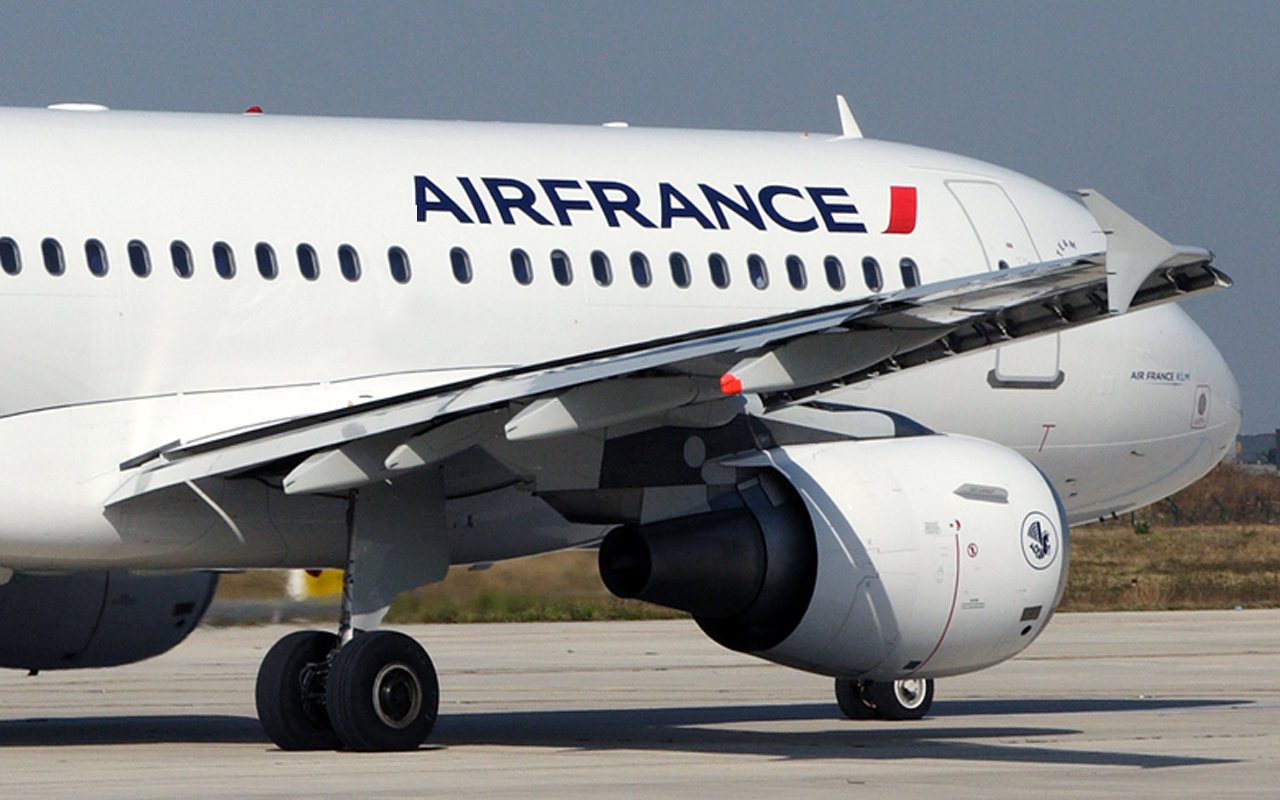 Thumbnail voor Air France annuleert ruim helft van kortere vluchten vanwege staking