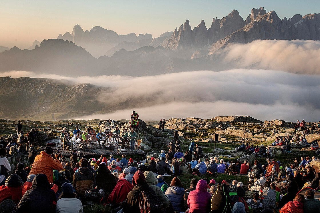 Thumbnail voor De 26e editie van The Sounds of the Dolomites Festival: Gratis muziekconcerten in de Dolomieten