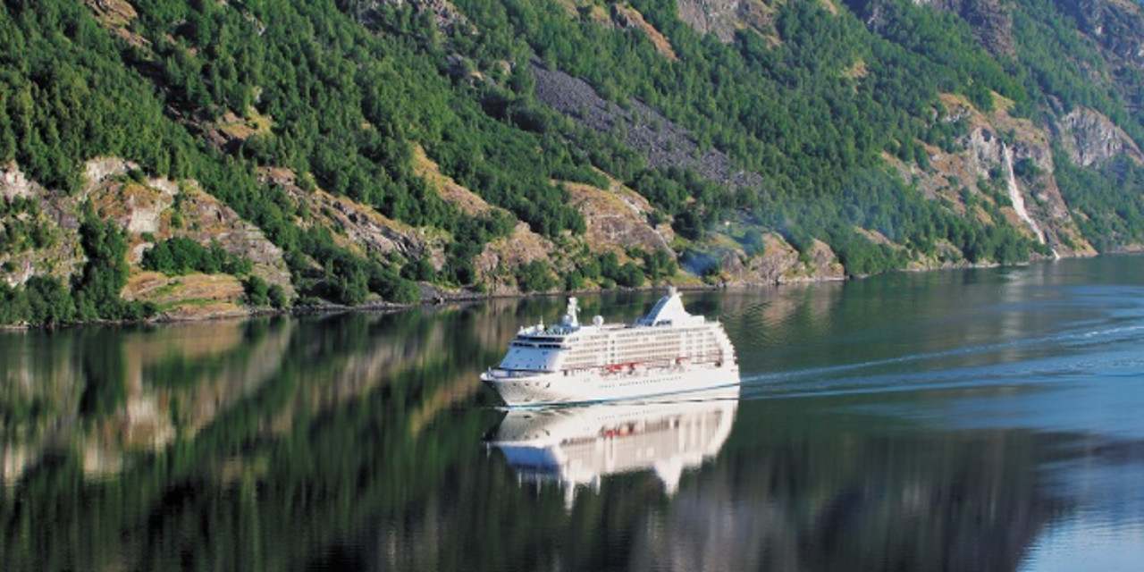 Thumbnail voor Regent Seven Seas Cruises biedt gasten gratis landprogramma’s aan