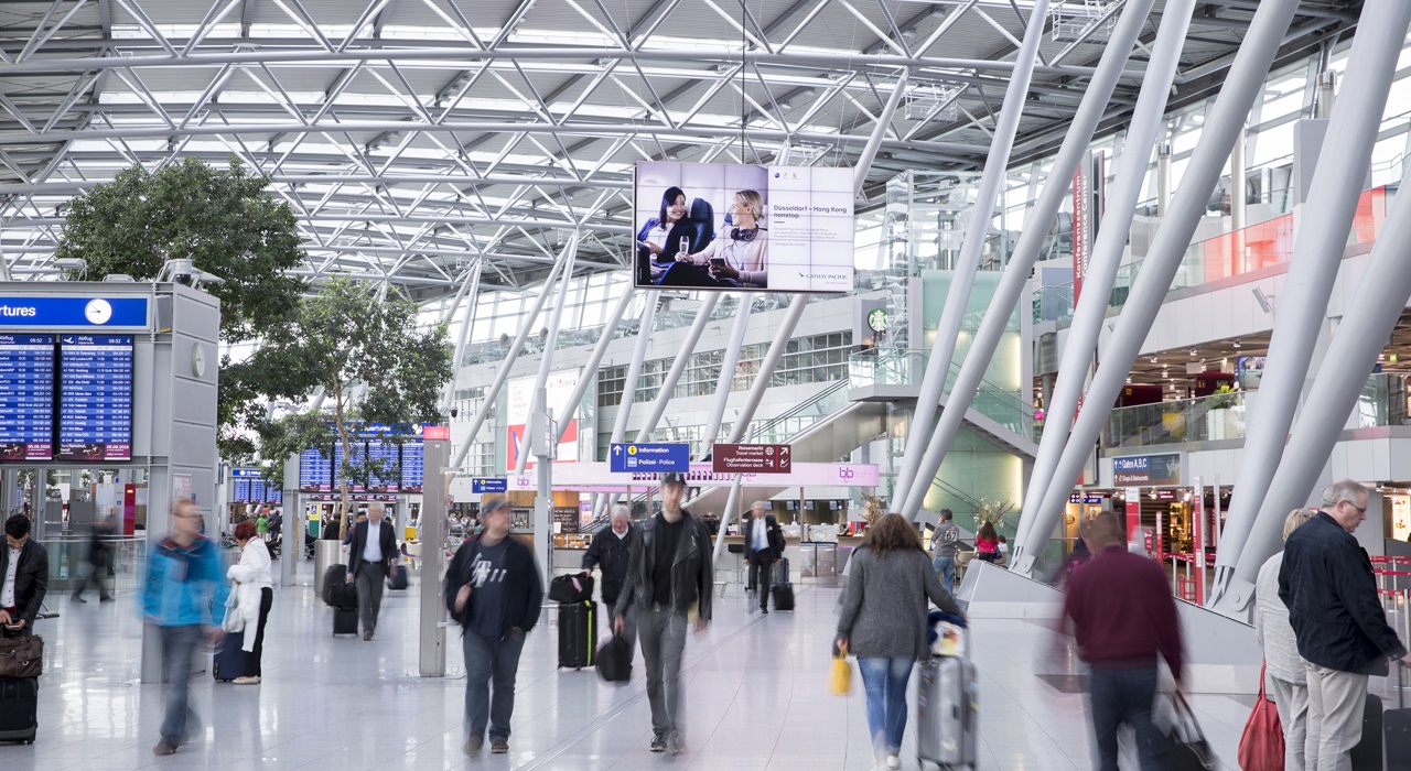 Thumbnail voor Beveiligers luchthavens Düsseldorf en Frankfurt willen donderdag staken