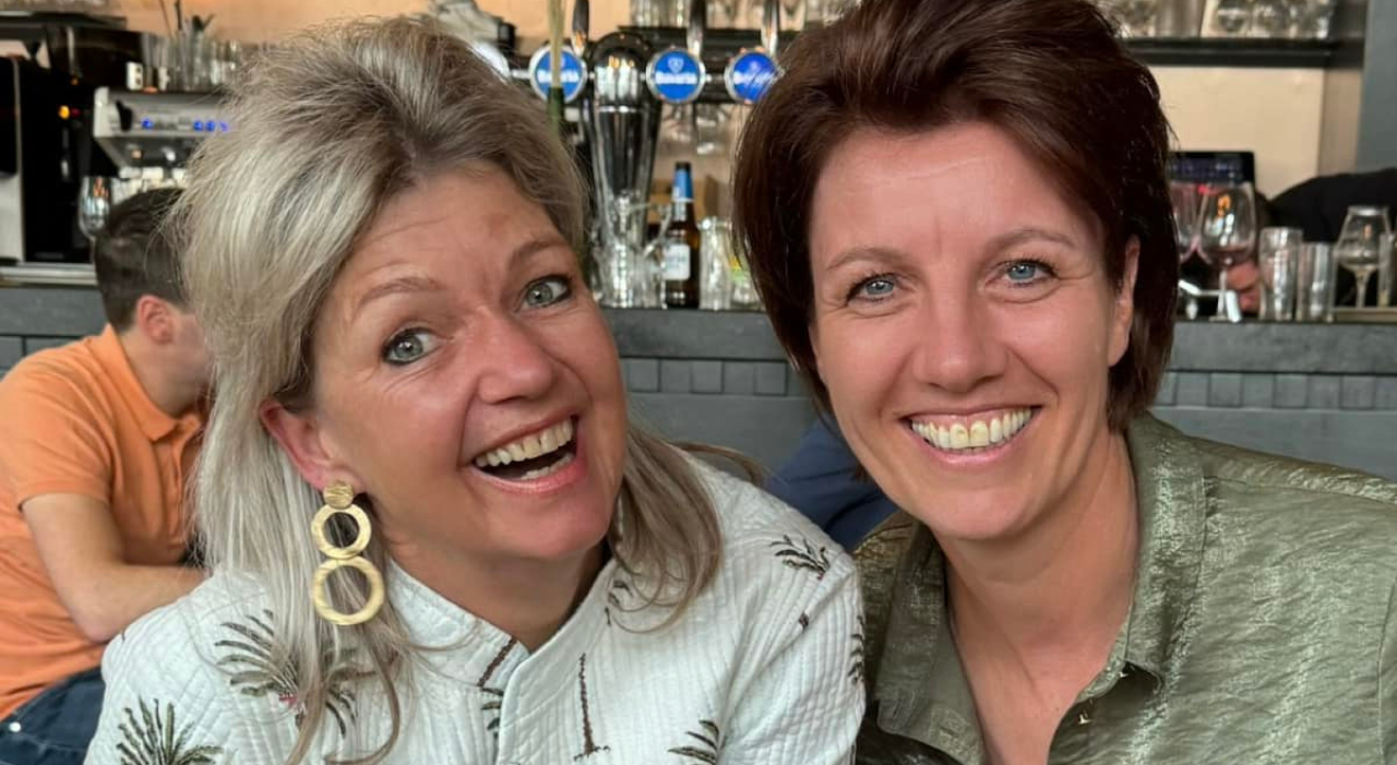 Thumbnail voor Nicole van Beek en Anne Steeghs vieren 25-jarig jubileum: ‘Je moet elkaar 300 procent vertrouwen’