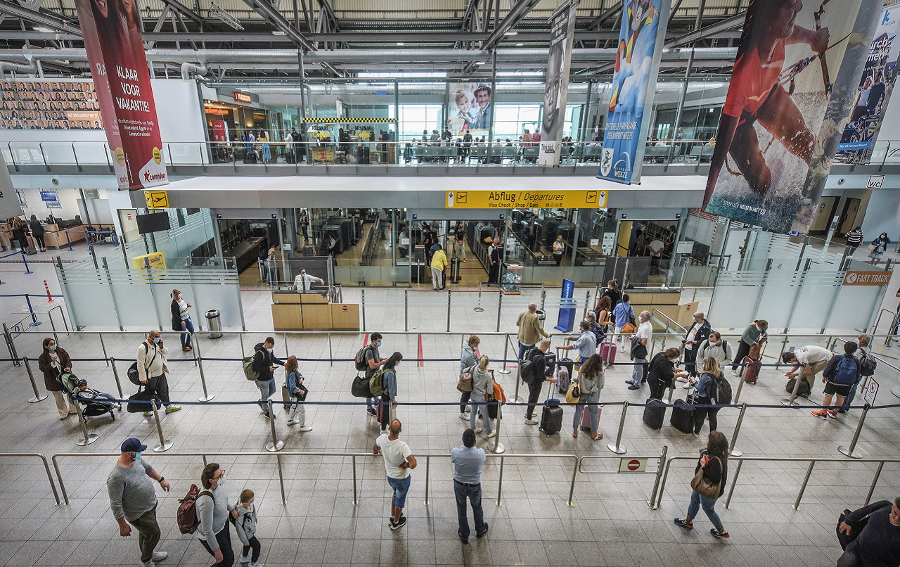 Thumbnail voor Grensluchthaven Weeze verwacht kwart meer reizigers in de zomervakantie