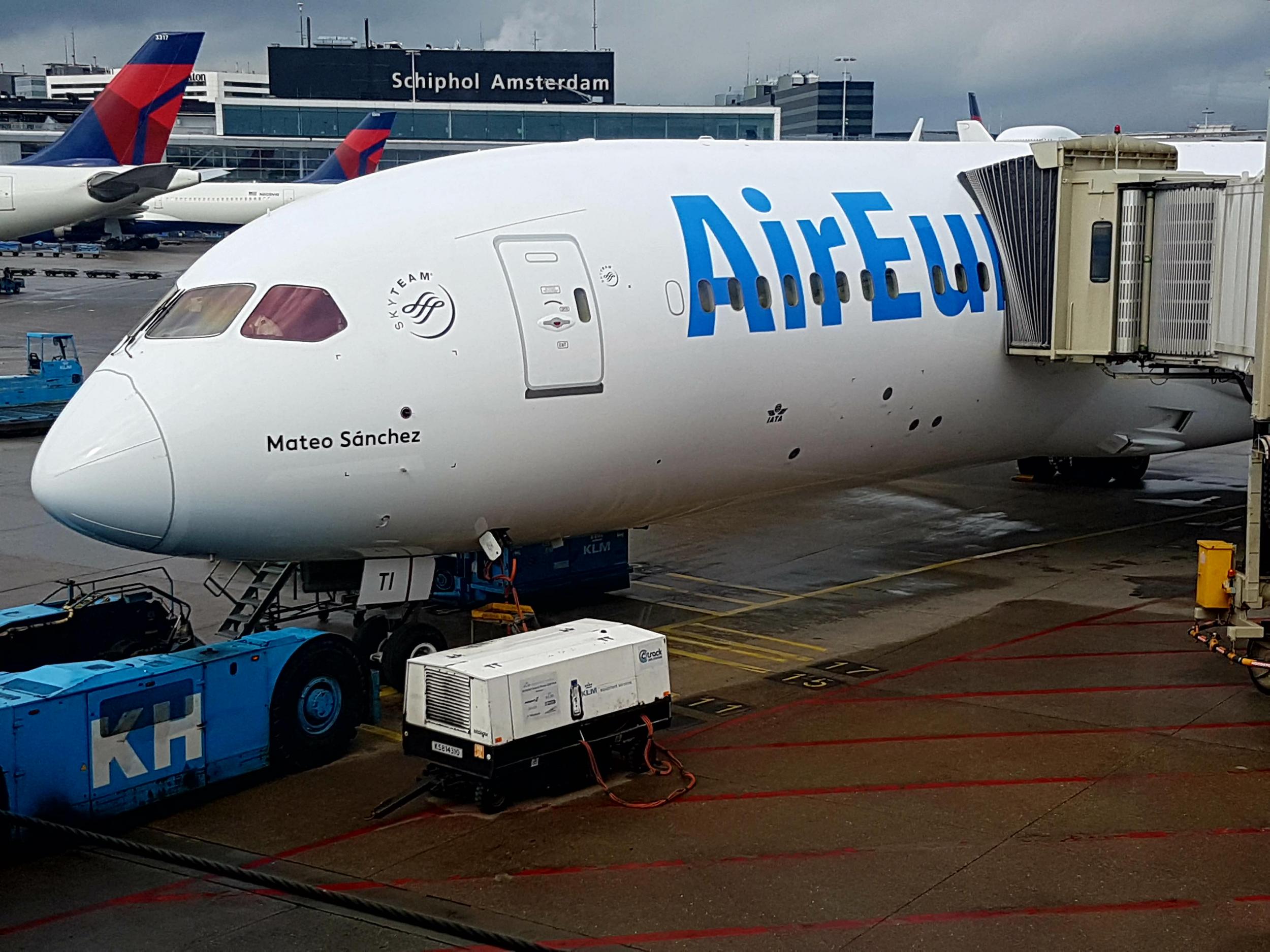 Thumbnail voor Tientallen gewonden door hevige turbulentie op Air Europa-vlucht
