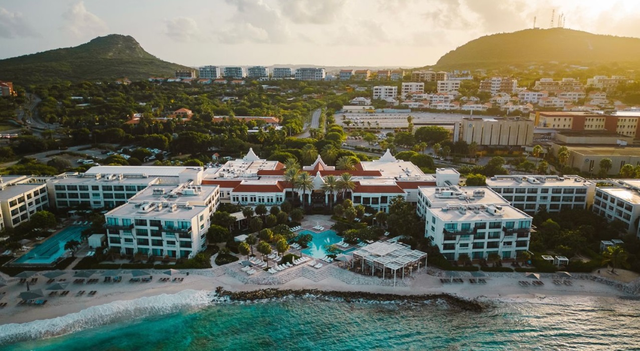 Thumbnail voor Curaçao Marriott Beach Resort start nazomeractie: 50 procent korting voor reisagent