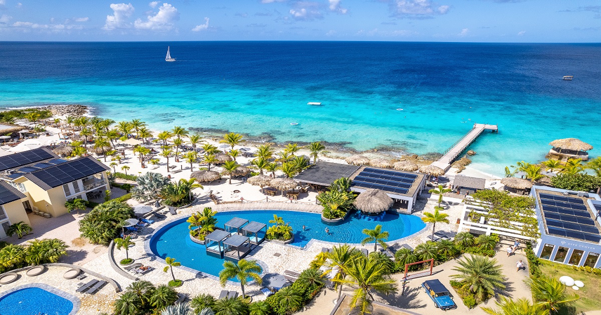 Thumbnail voor Delfins Beach Resort op Bonaire gaat samenwerking aan met Hilton