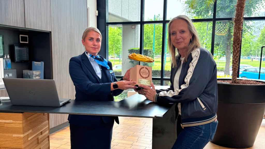 TUI krijgt award van Floortje Dessing
